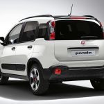 190626_Fiat_New-Panda-Waze_03