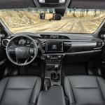 toyota hilux-2019-4