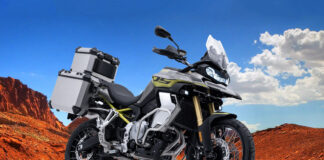 Voge 900 DS