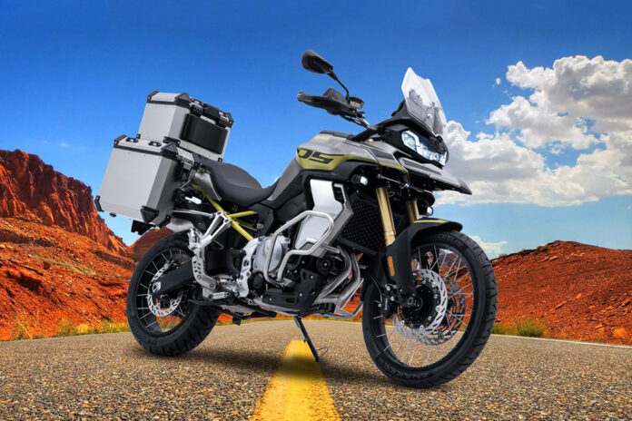 Voge 900 DS