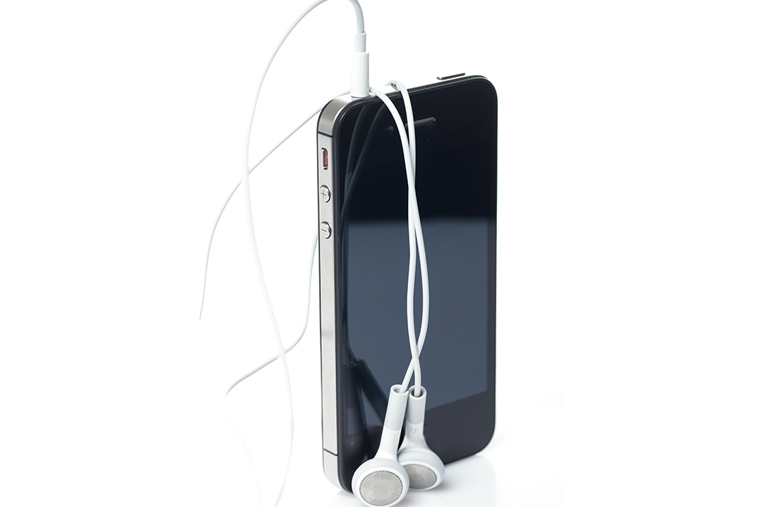 Da li kupovati telefon sa 3.5 mm priključkom za slušalice?